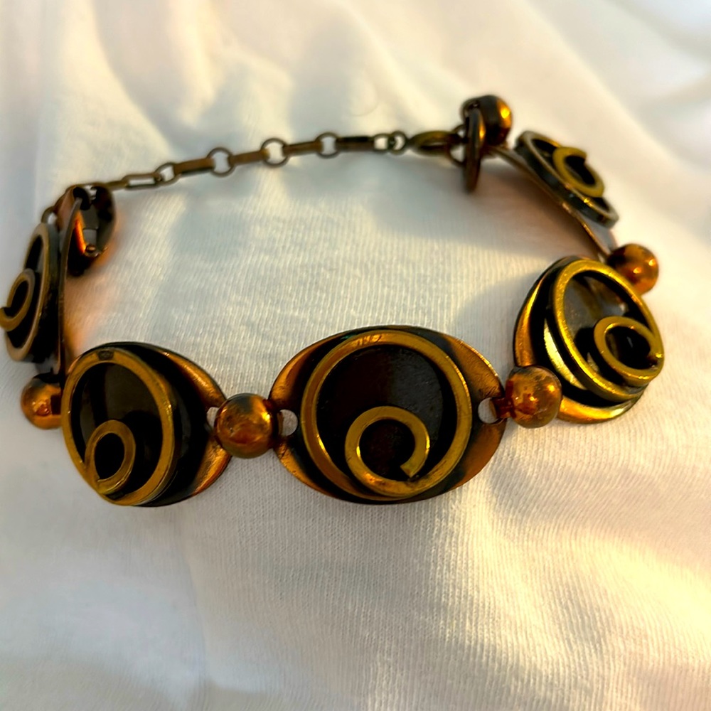 Vintage Art Deco bronze color clasp bracelet